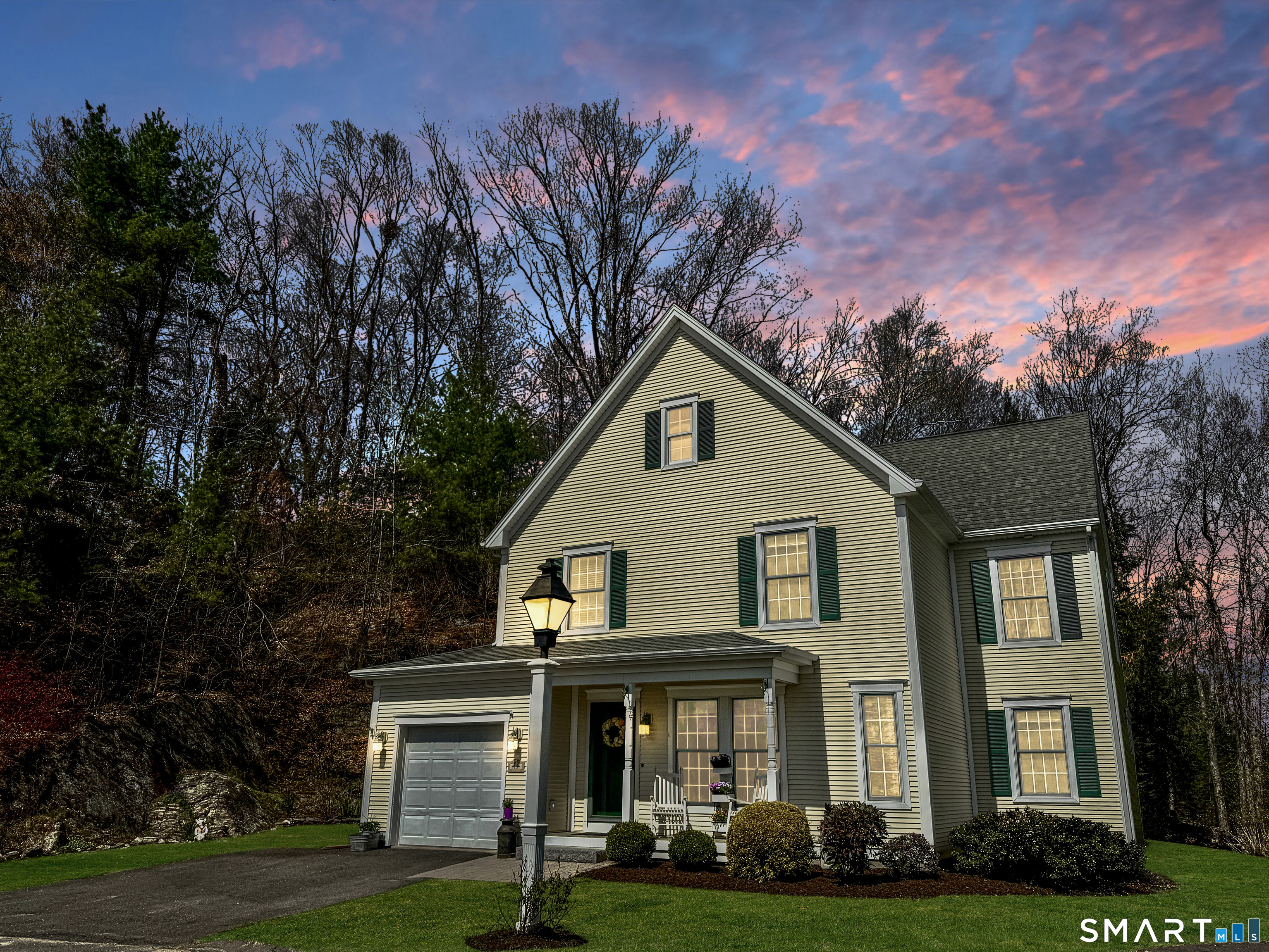 15 Rockledge Lane Canton CT 06019