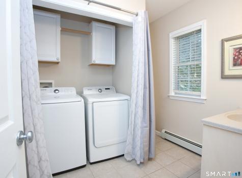 15 Rockledge Lane Canton CT 06019