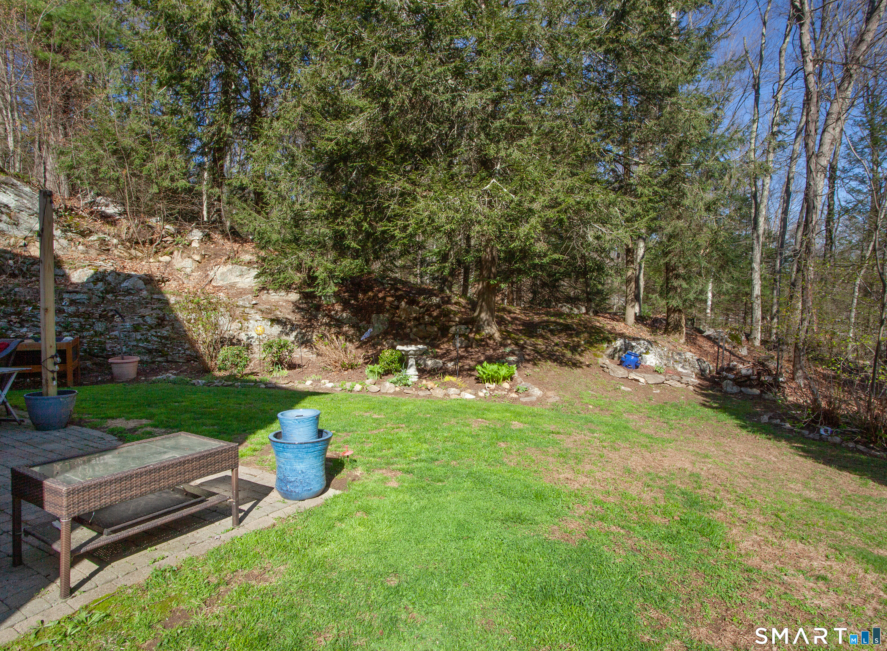 15 Rockledge Lane Canton CT 06019