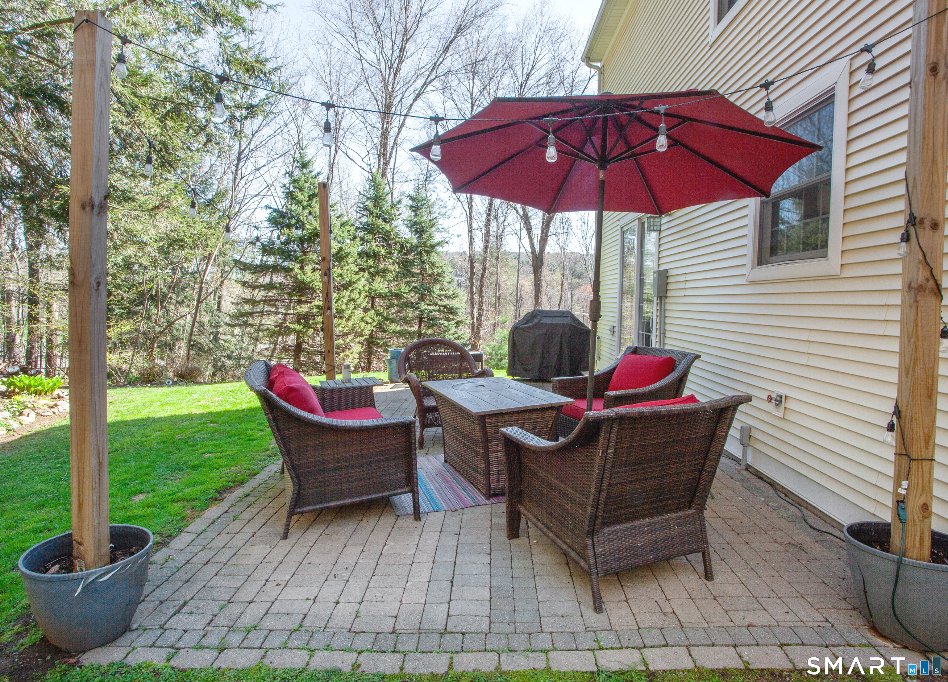 15 Rockledge Lane Canton CT 06019