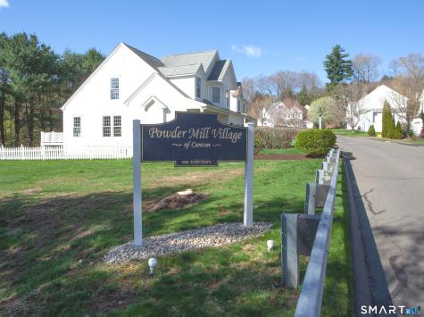 15 Rockledge Lane Canton CT 06019