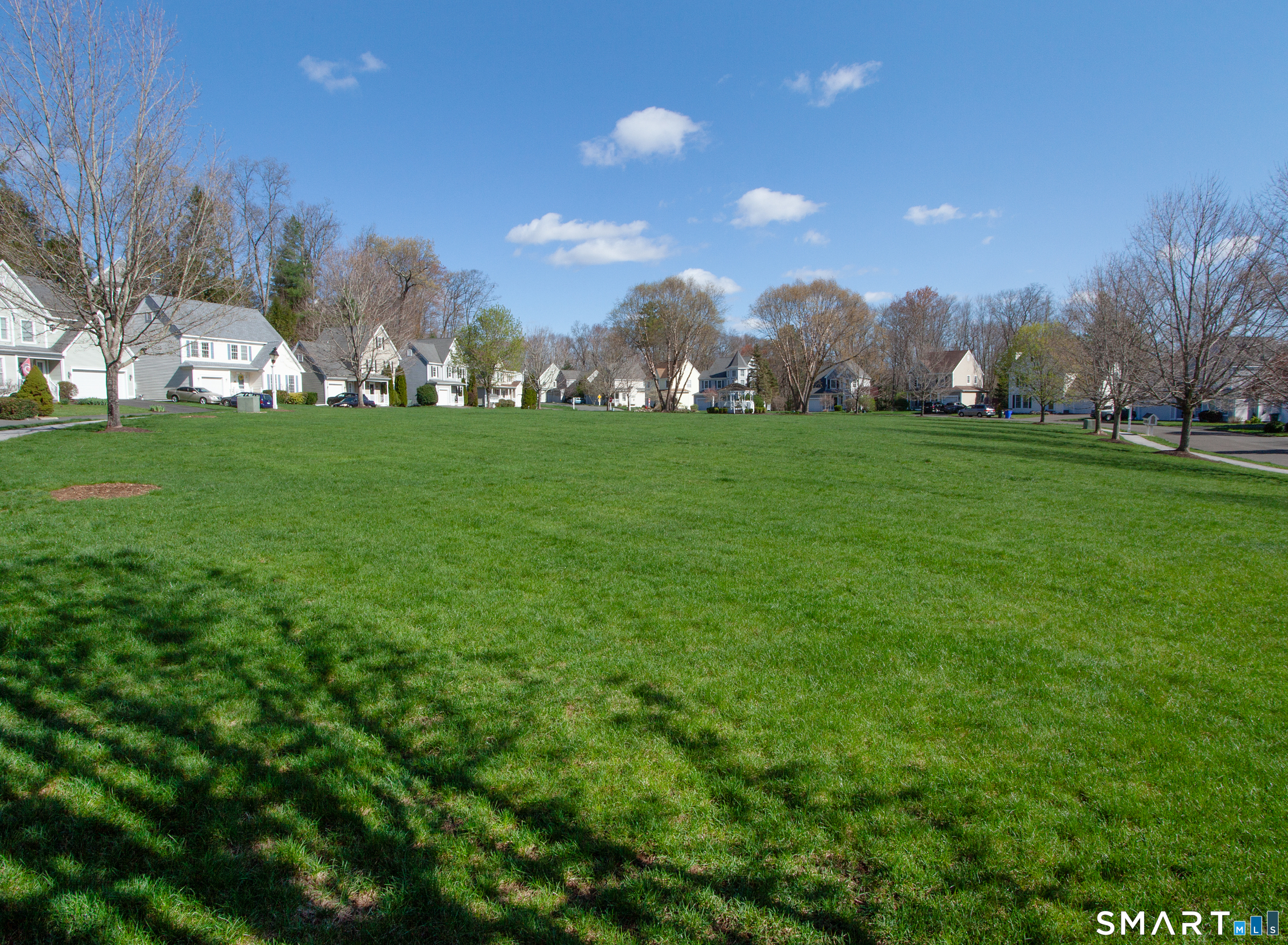 15 Rockledge Lane Canton CT 06019
