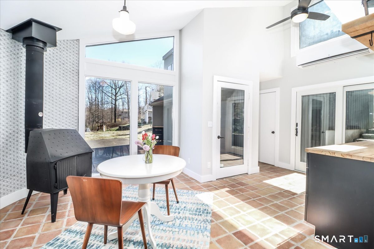 165 Mamanasco Road Ridgefield CT 06877