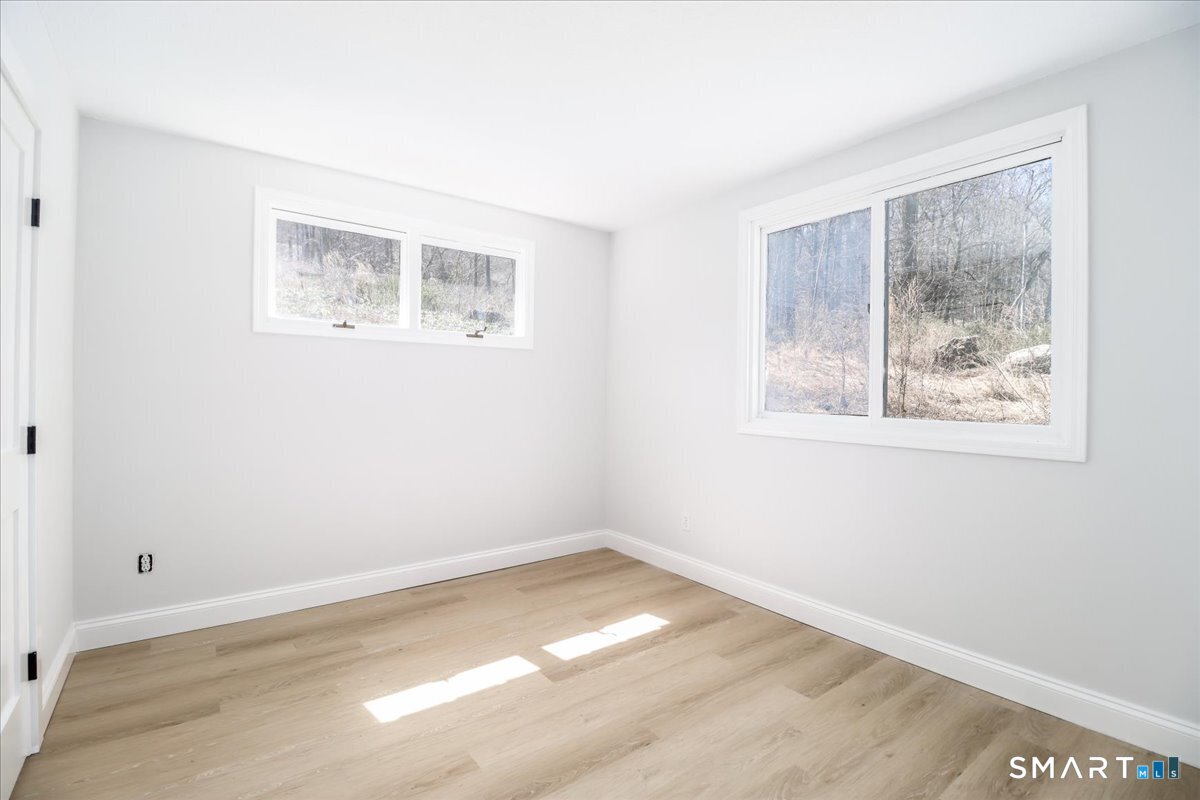 165 Mamanasco Road Ridgefield CT 06877