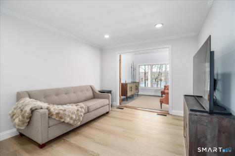 165 Mamanasco Road Ridgefield CT 06877