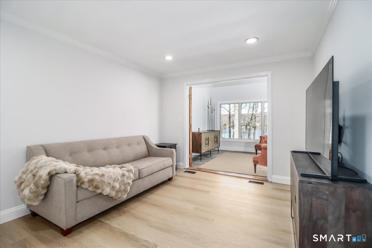 165 Mamanasco Road Ridgefield CT 06877