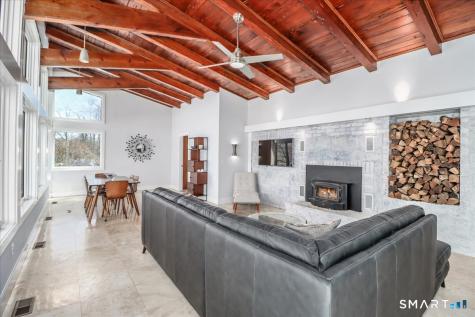 165 Mamanasco Road Ridgefield CT 06877
