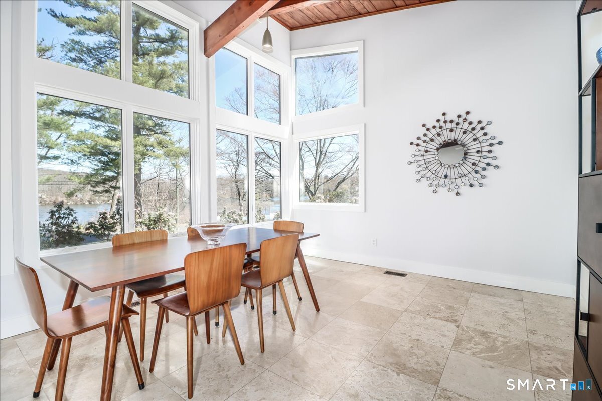 165 Mamanasco Road Ridgefield CT 06877