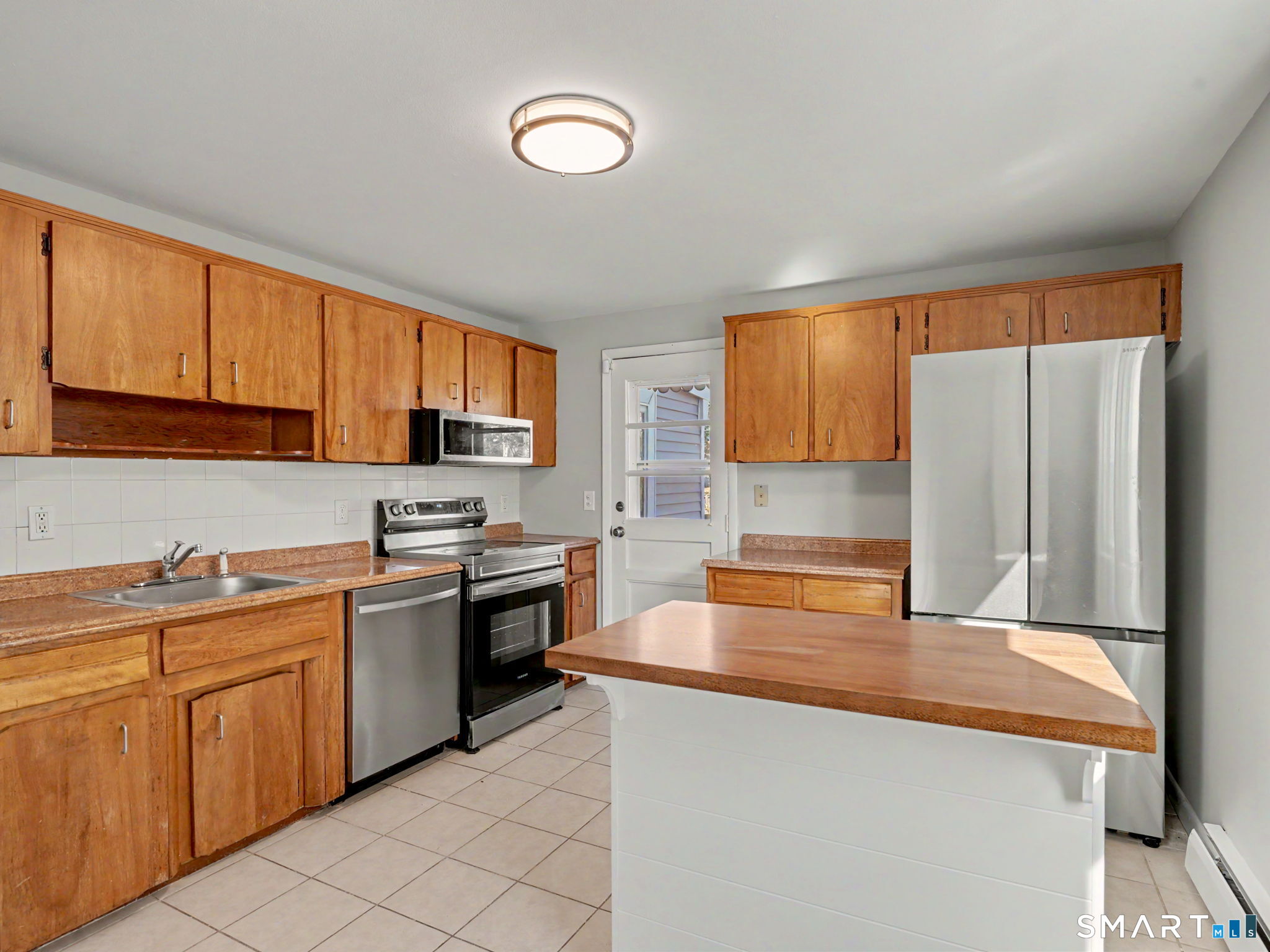 6 Crown Avenue Norwalk CT 06854