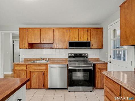 6 Crown Avenue Norwalk CT 06854