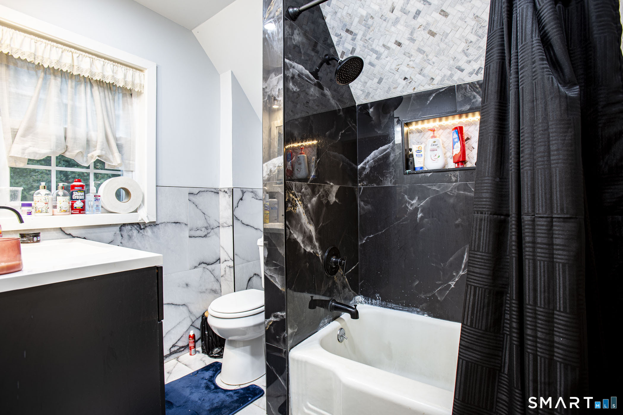 18 Markham Place Meriden CT 06450