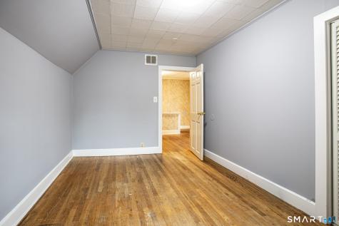 18 Markham Place Meriden CT 06450