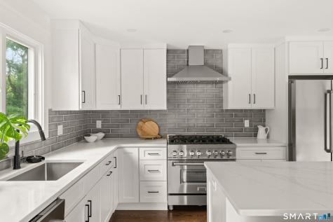 418 Morehouse Road Easton CT 06612