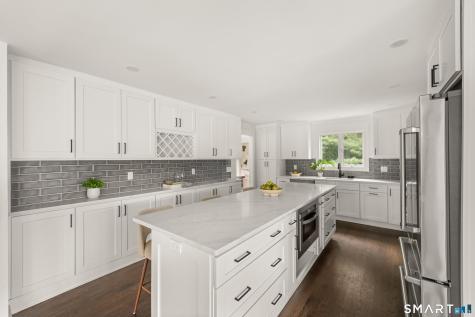 418 Morehouse Road Easton CT 06612