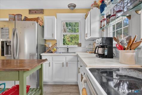 71 Clinton Street Waterbury CT 06710