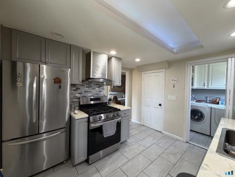 23 Girard Avenue New Haven CT 06512