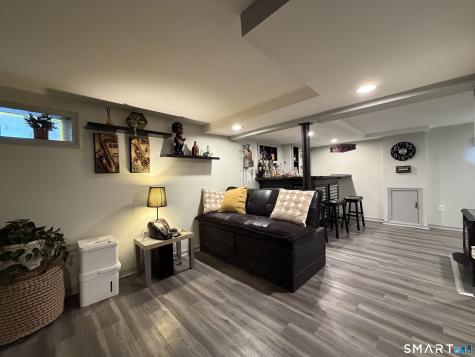 23 Girard Avenue New Haven CT 06512