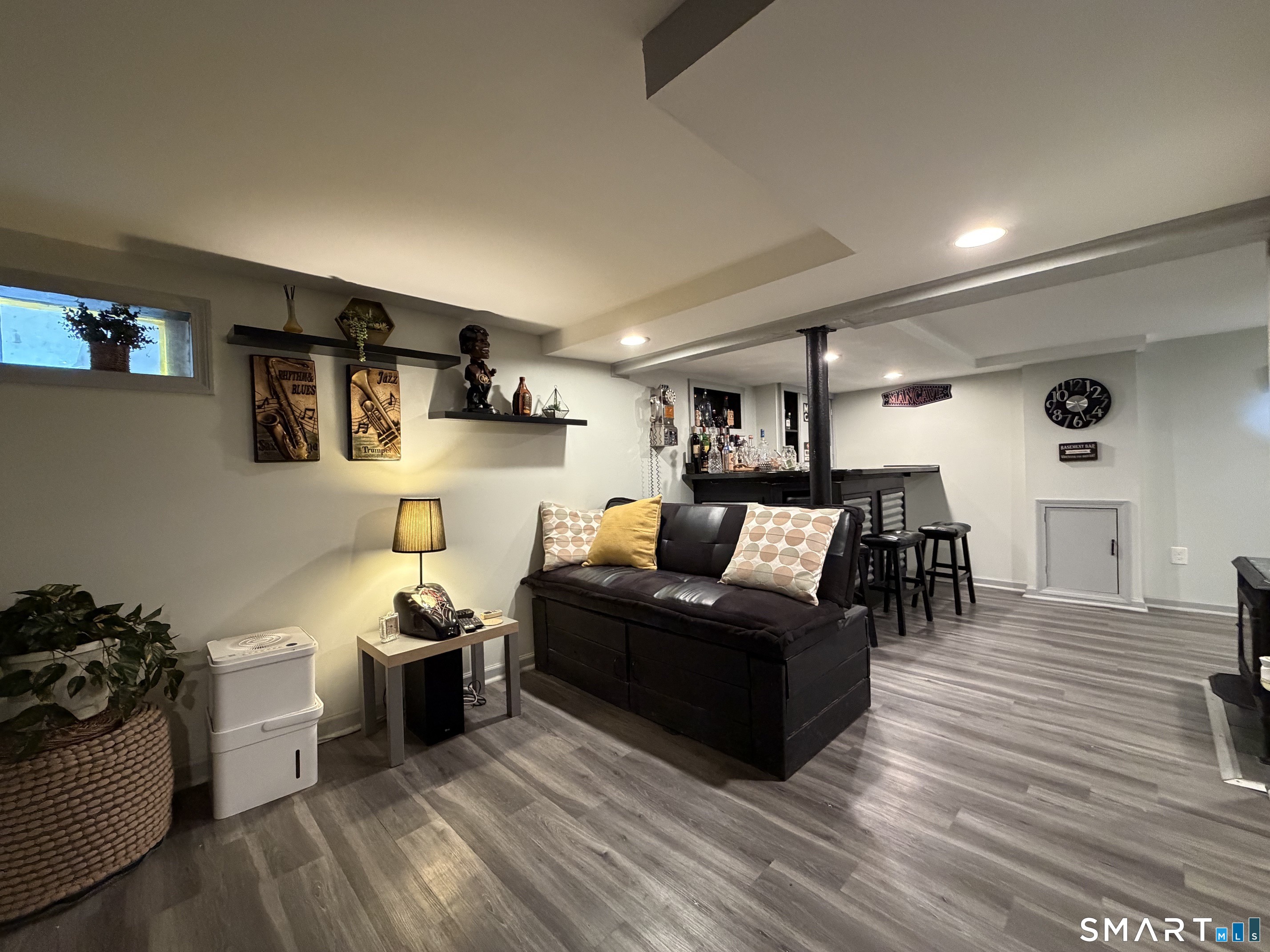 23 Girard Avenue New Haven CT 06512