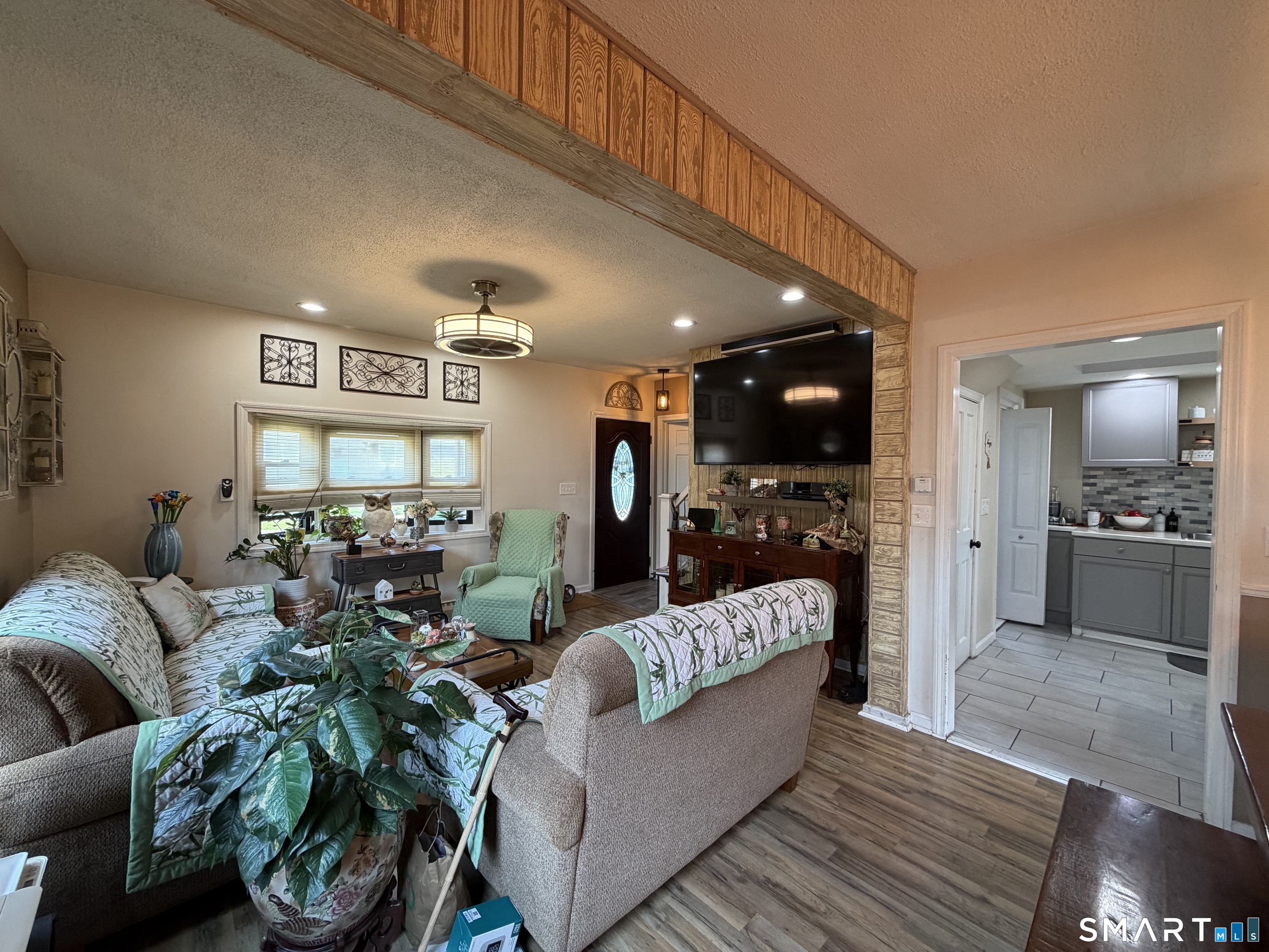 23 Girard Avenue New Haven CT 06512