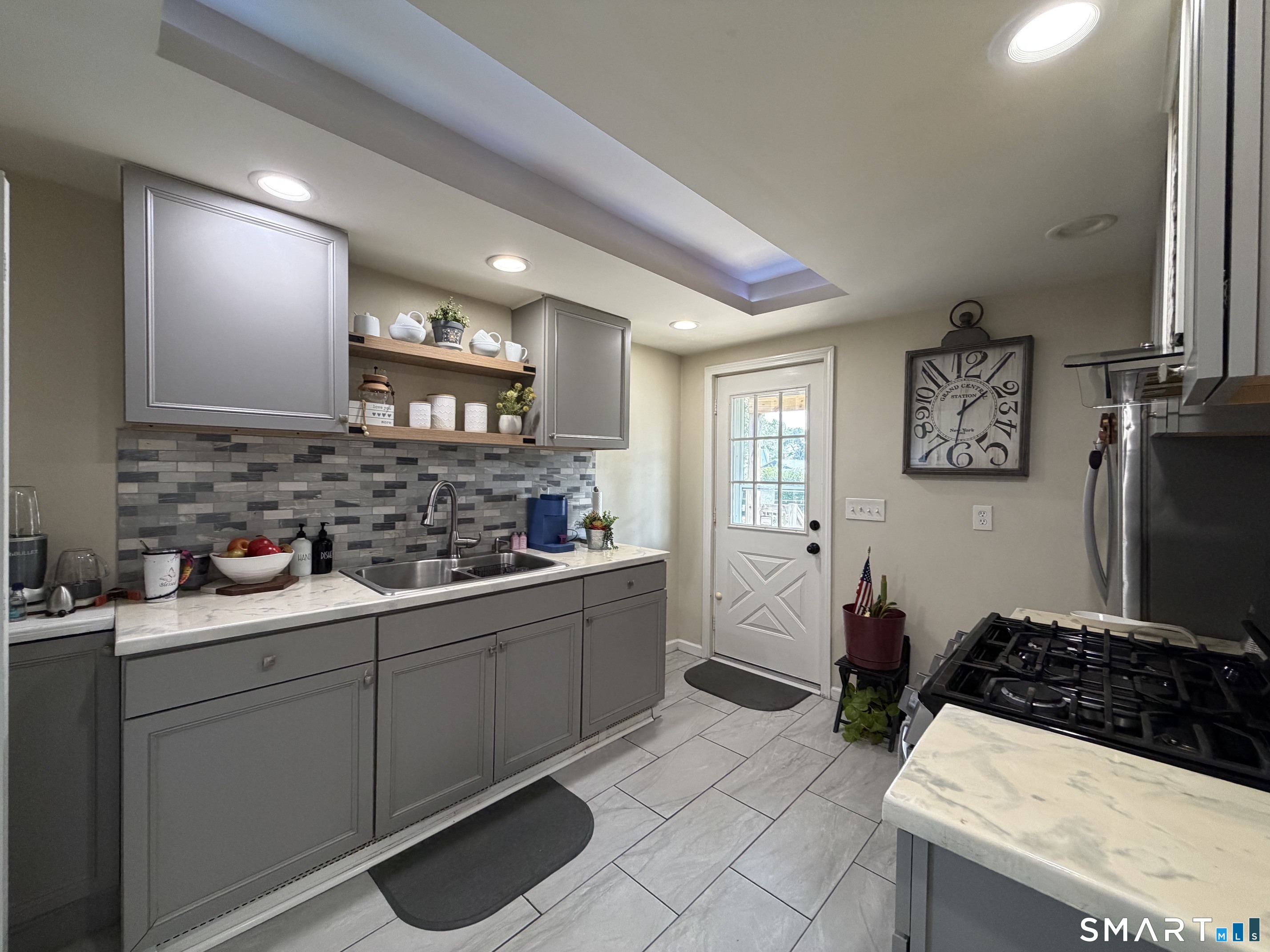23 Girard Avenue New Haven CT 06512