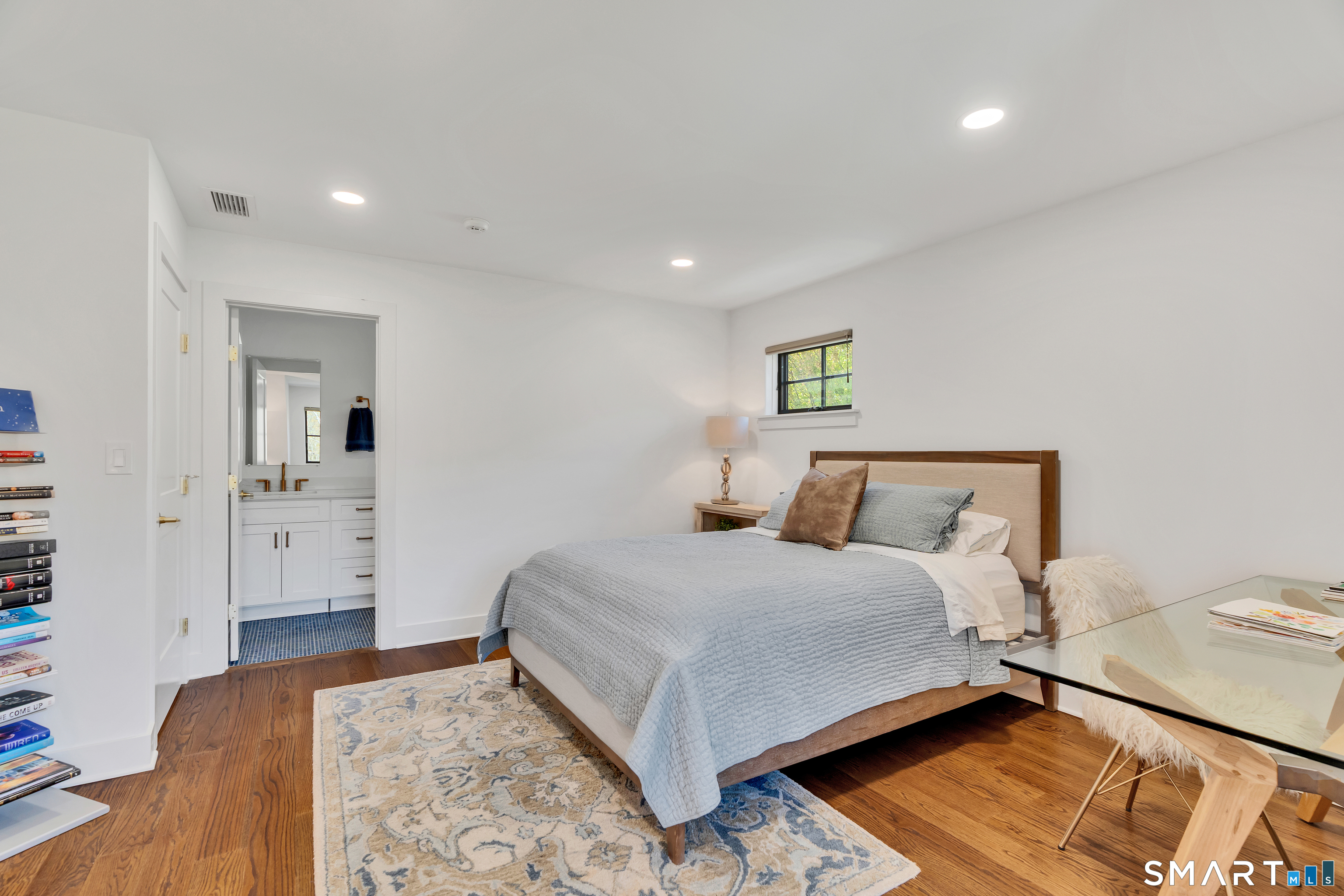 4 Bentons Knoll Guilford CT 06437