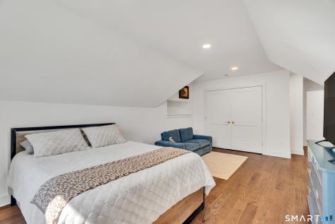 4 Bentons Knoll Guilford CT 06437