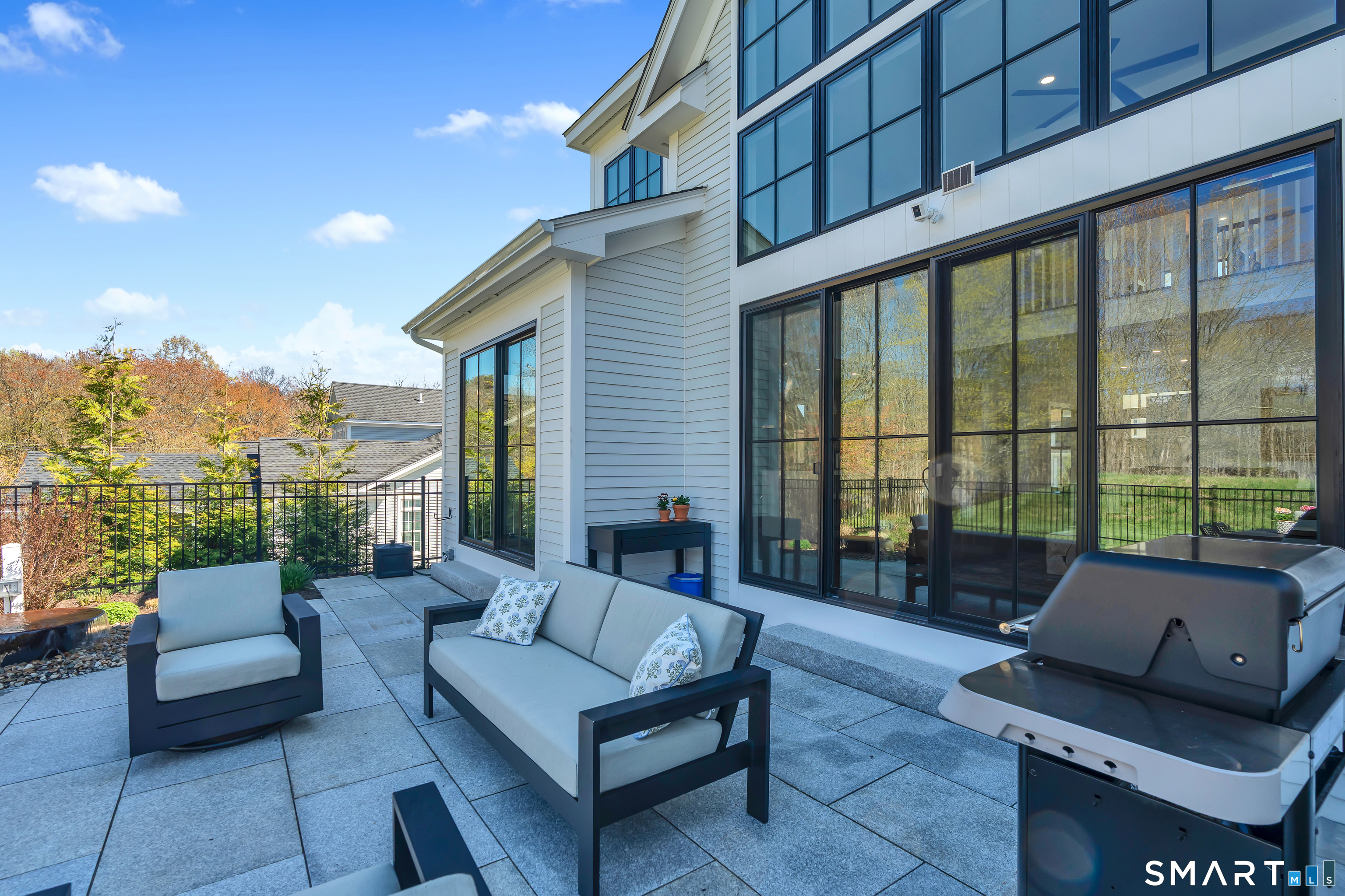 4 Bentons Knoll Guilford CT 06437