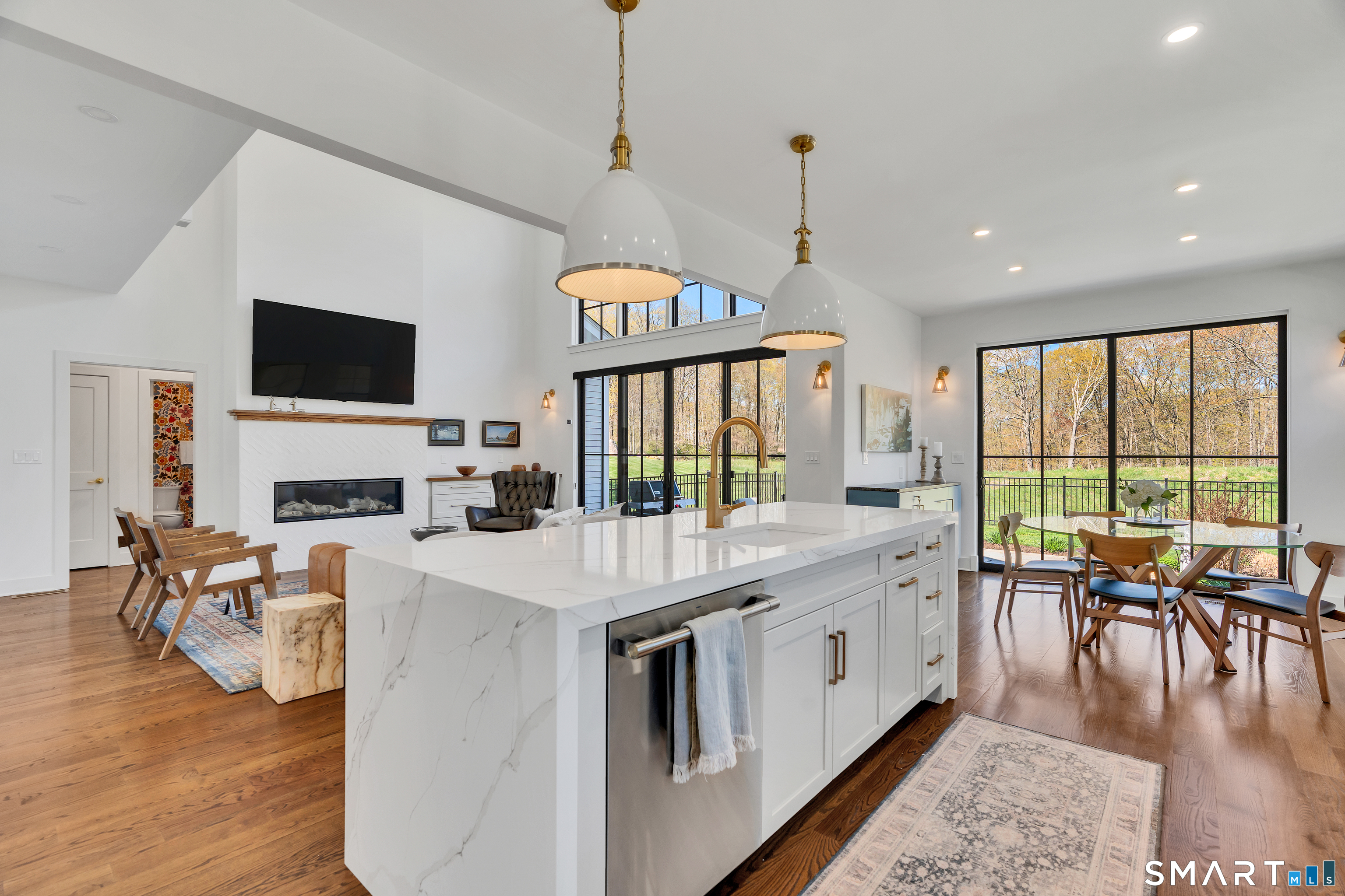 4 Bentons Knoll Guilford CT 06437