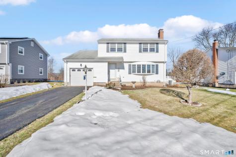 16 Ivory Road Bloomfield CT 06002