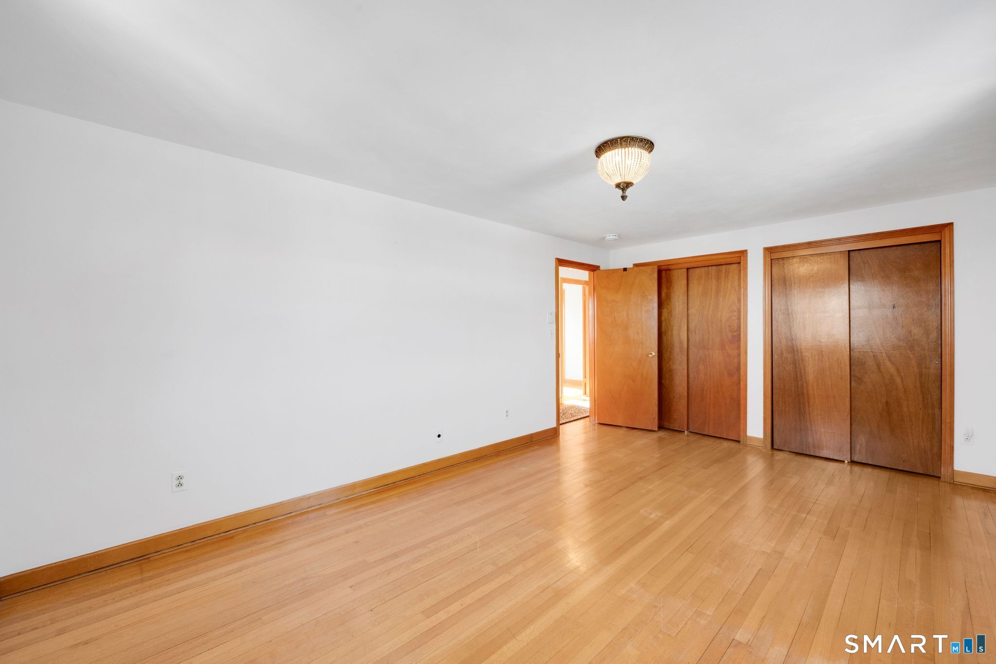 16 Ivory Road Bloomfield CT 06002