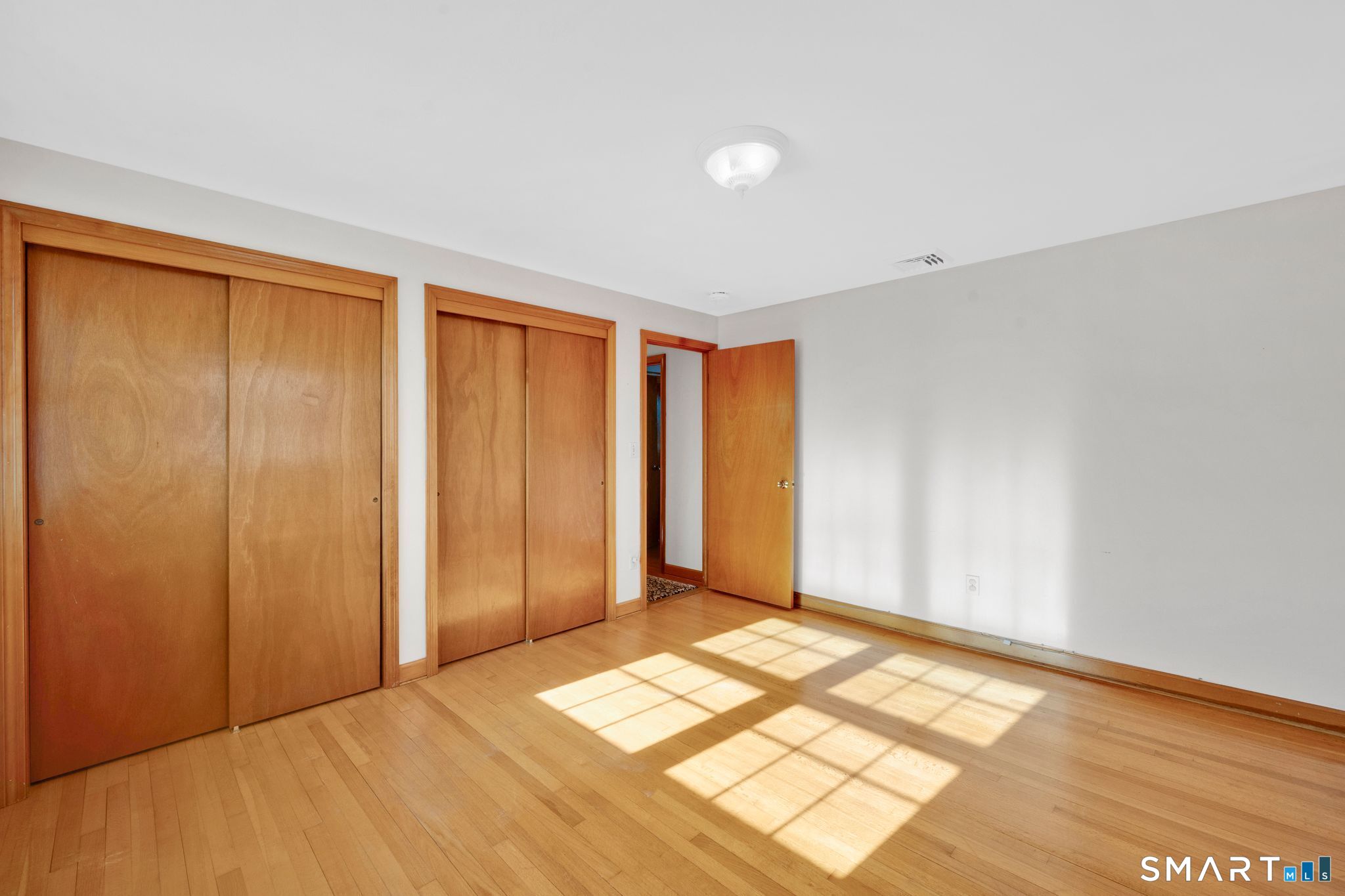 16 Ivory Road Bloomfield CT 06002