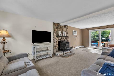 19 Hillside Drive Ellington CT 06029