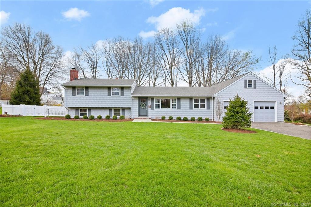 52 Springwood Drive Trumbull CT 06611