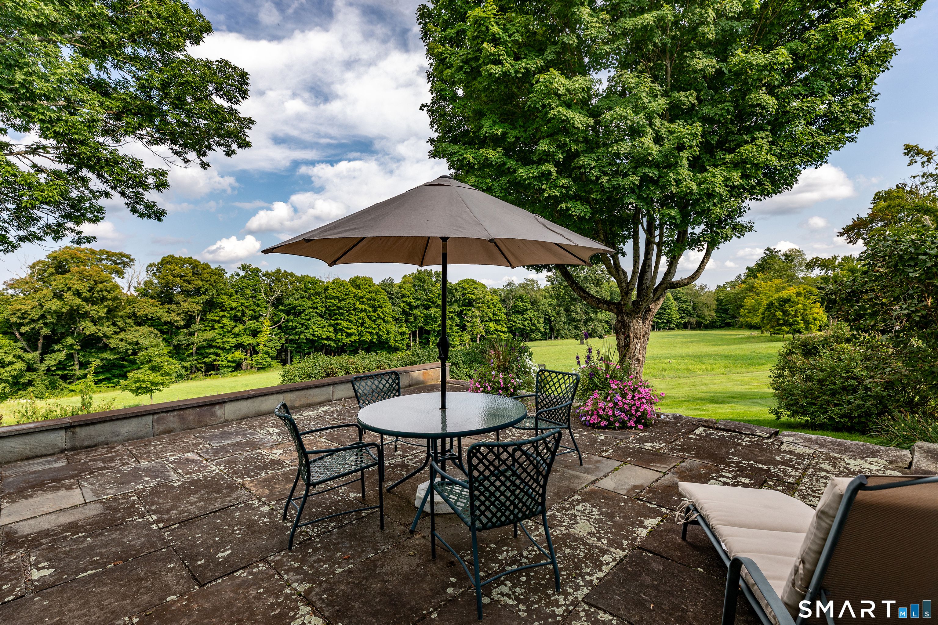 162 Hutchinson & Mike Road Parkway Litchfield CT 06759