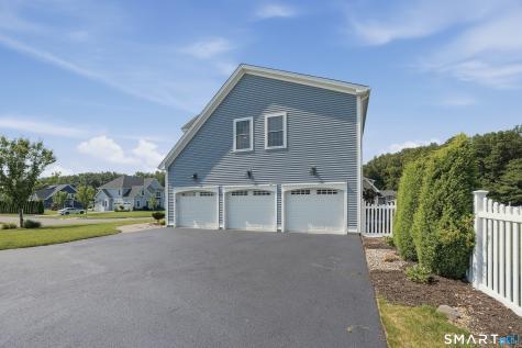38 Fragola Drive Southington CT 06489