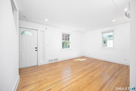 18 Cook Road Stamford CT 06902