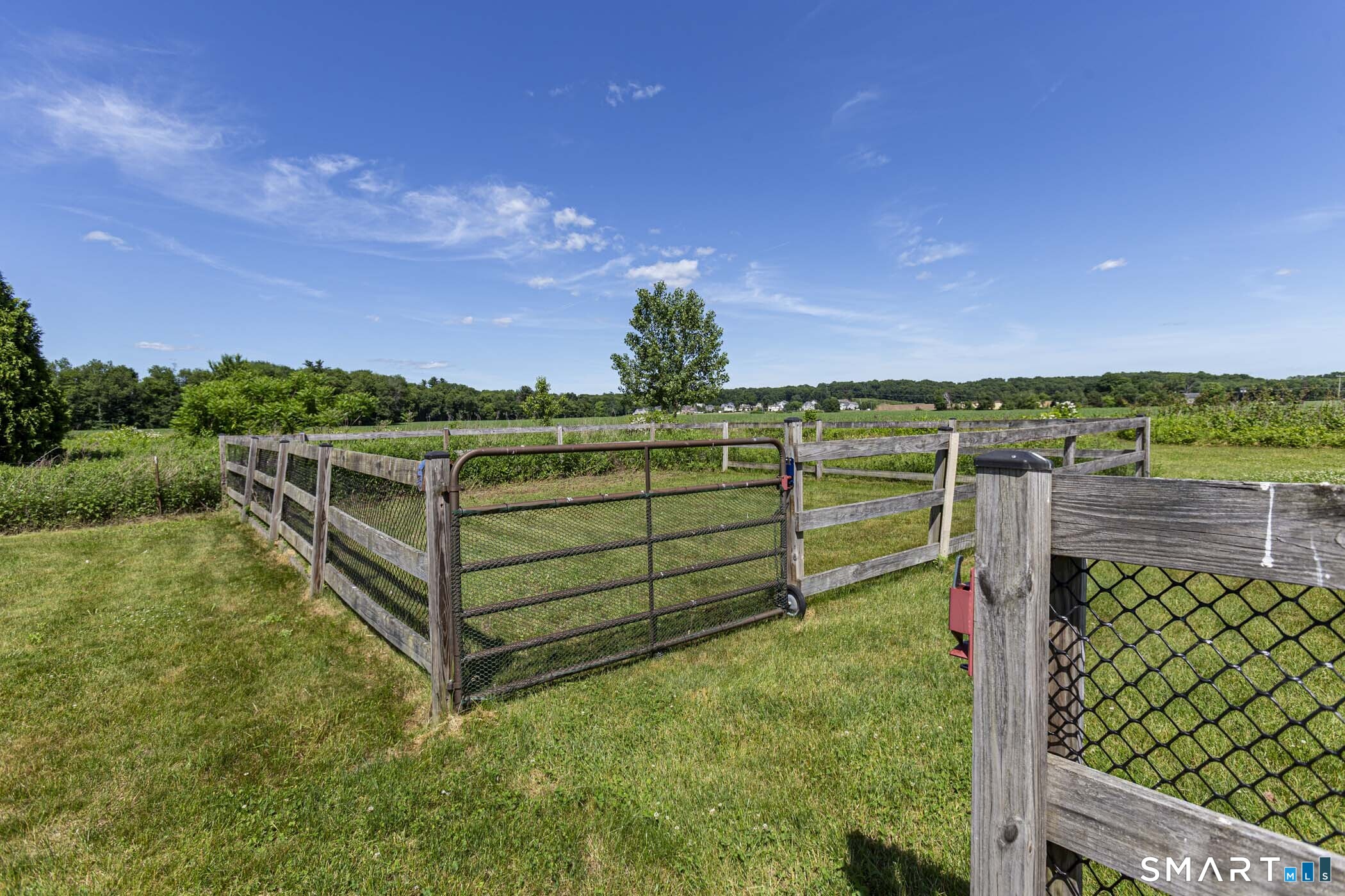 255 East Road East Windsor CT 06016