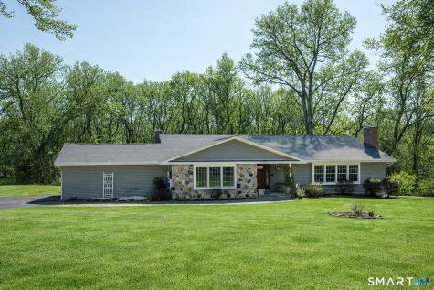 9 Delno Drive Danbury CT 06811