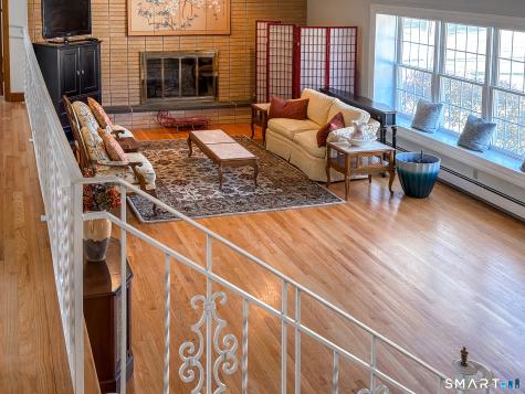 9 Delno Drive Danbury CT 06811