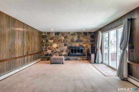 9 Delno Drive Danbury CT 06811