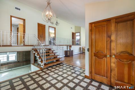 9 Delno Drive Danbury CT 06811