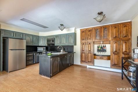 9 Delno Drive Danbury CT 06811