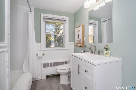 16 Kenlock Street Newington CT 06111