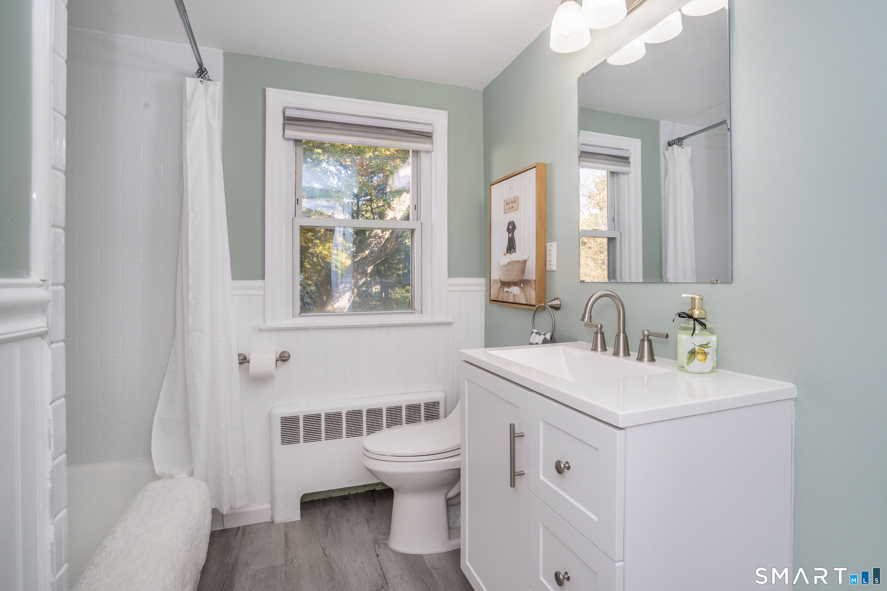 16 Kenlock Street Newington CT 06111