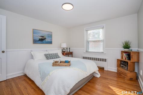 16 Kenlock Street Newington CT 06111