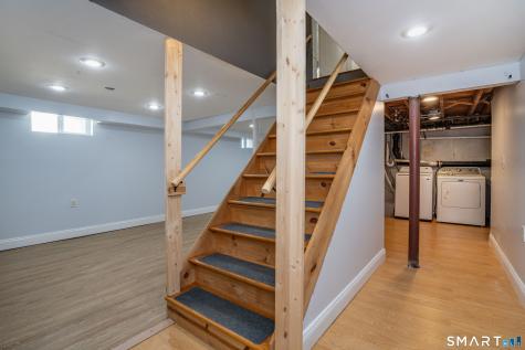 16 Kenlock Street Newington CT 06111