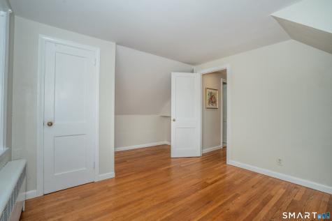 16 Kenlock Street Newington CT 06111
