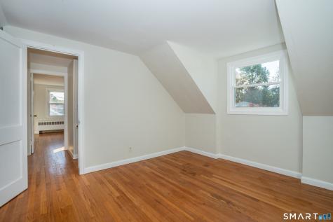 16 Kenlock Street Newington CT 06111