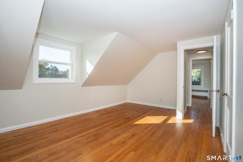 16 Kenlock Street Newington CT 06111