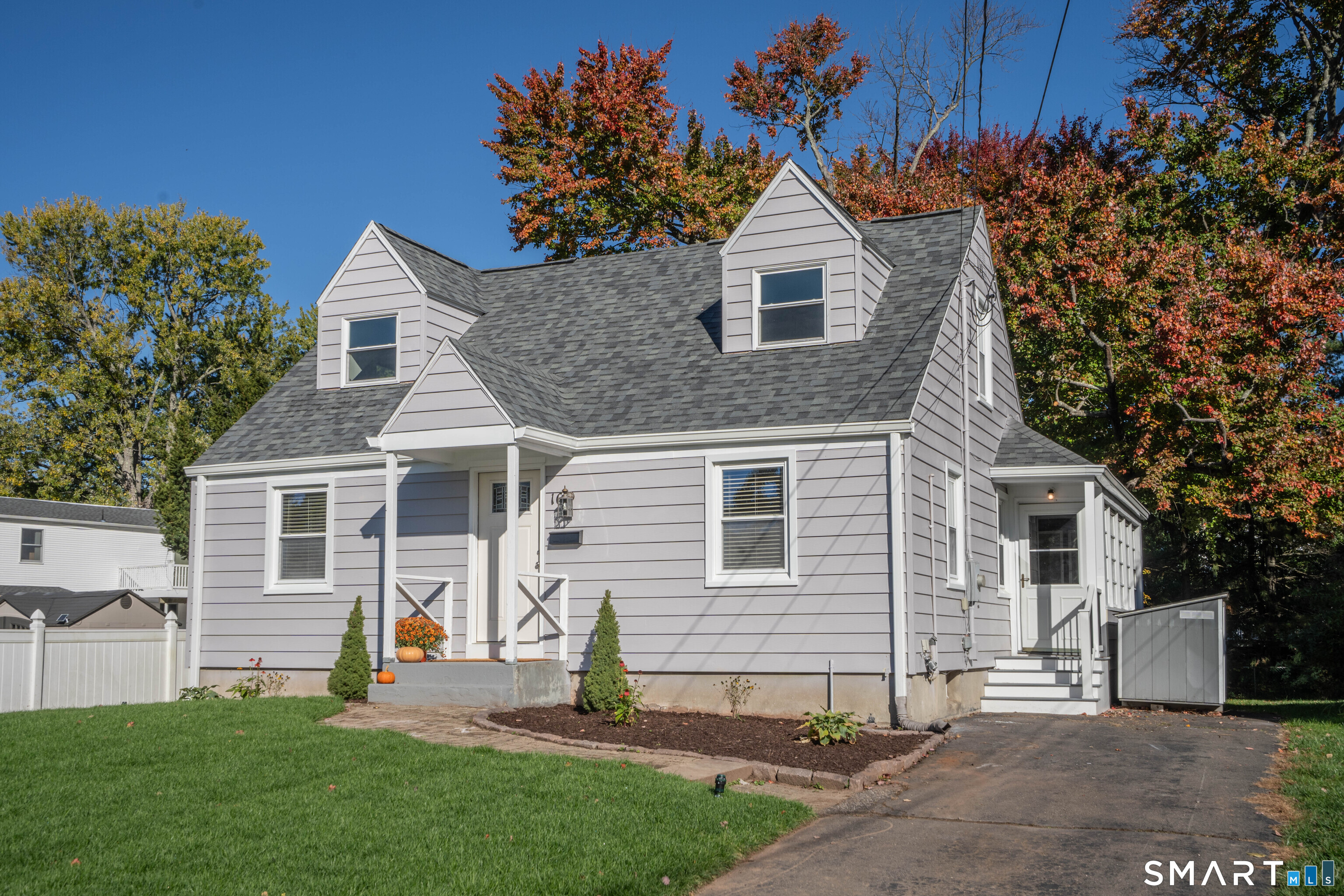 16 Kenlock Street Newington CT 06111
